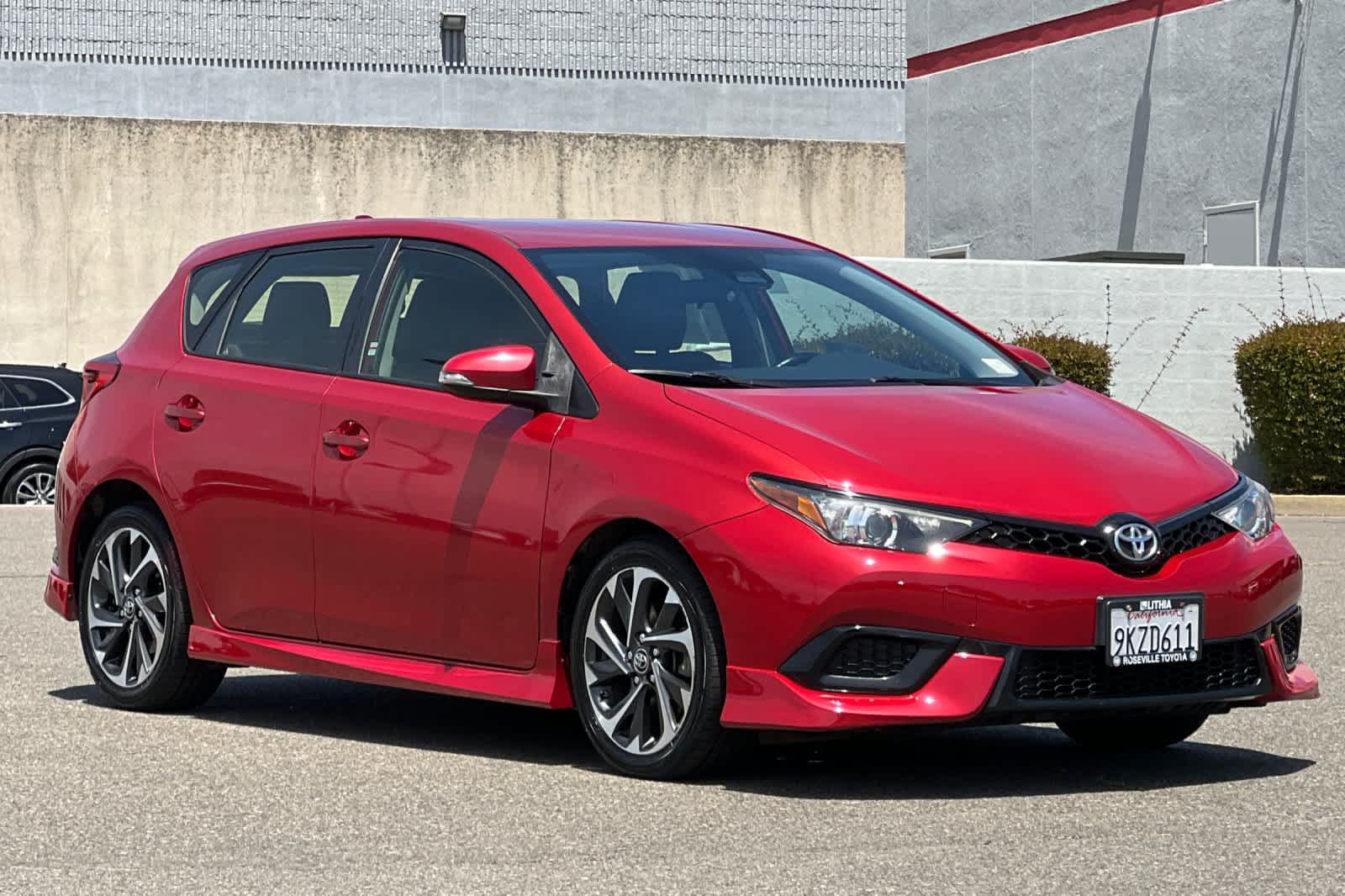 Certified 2018 Toyota Corolla iM w/ Carpet Mat Package (TMS) FWD image 5