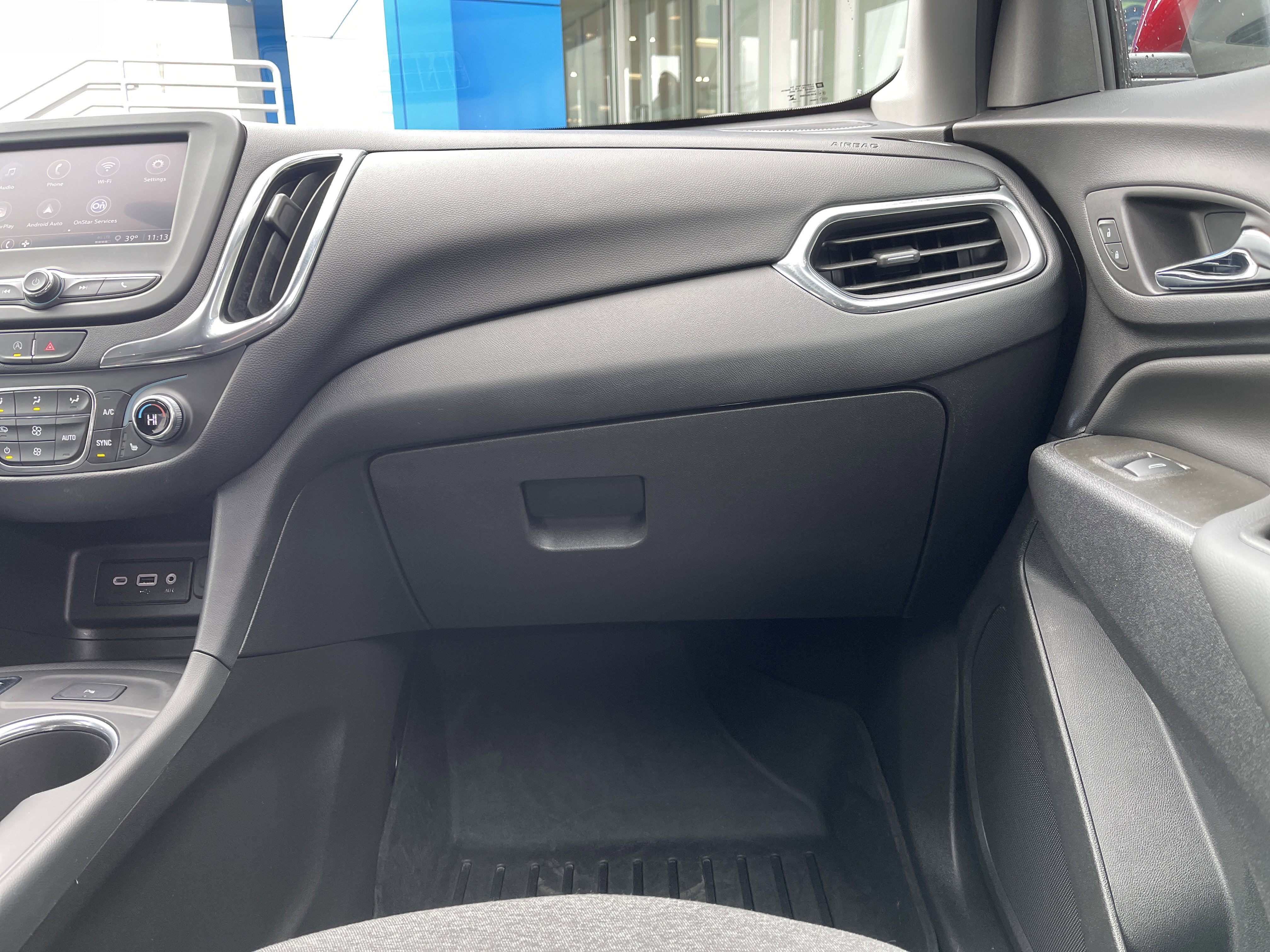 Used 2023 Chevrolet Equinox LT image 33