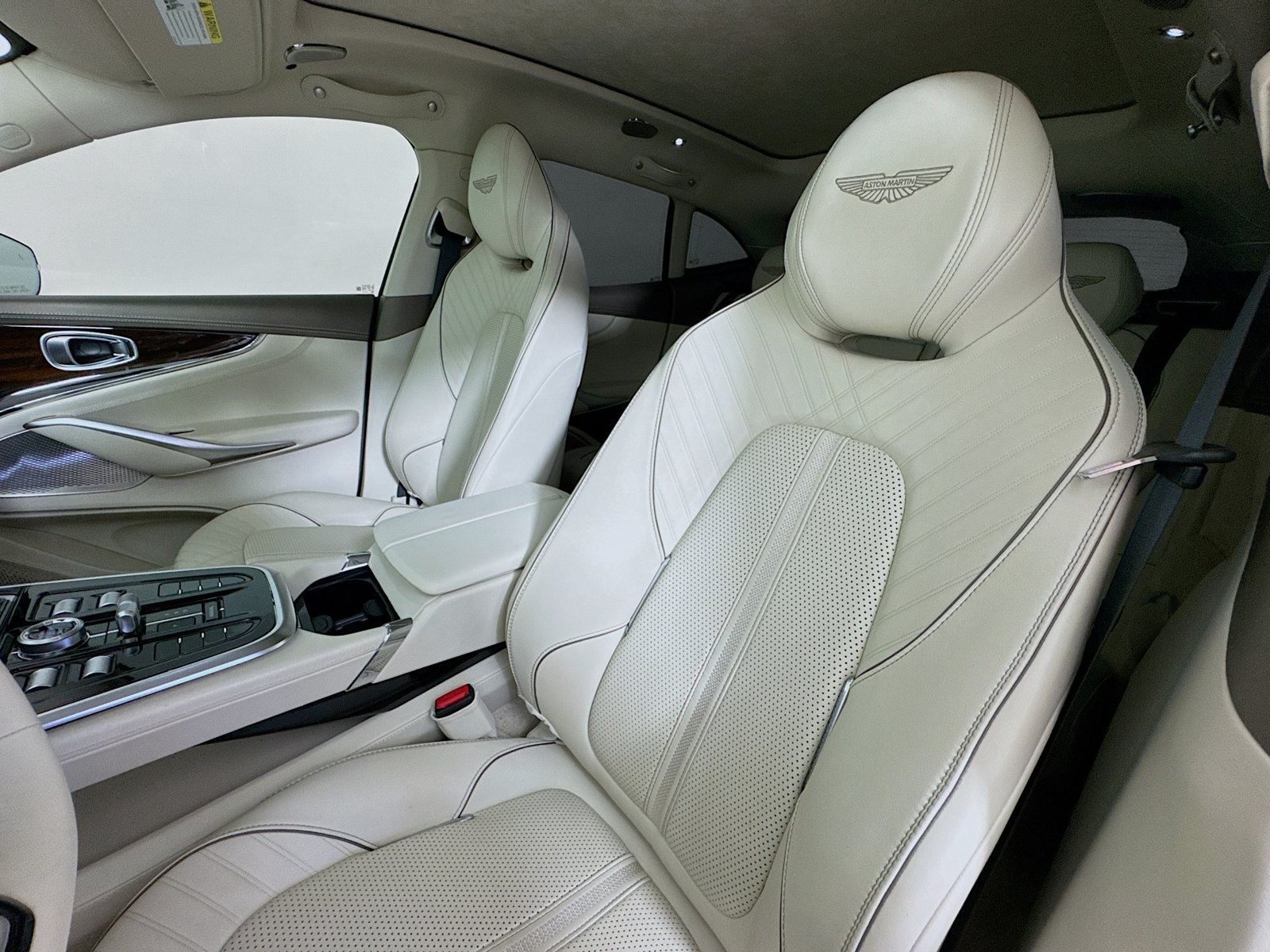 Used 2025 Aston Martin DBX 707 AWD/4WD image 21
