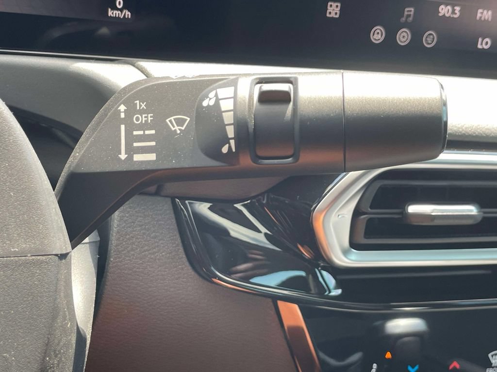 New 2026 Nissan Sentra SR w/ SR Premium Package FWD image 27