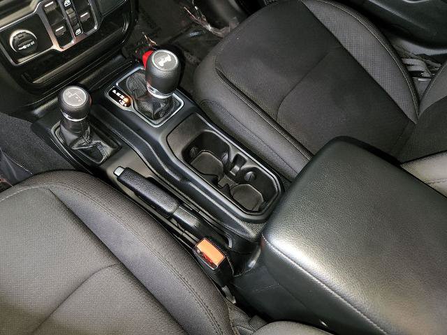 Used 2023 Jeep Wrangler Unlimited Sport w/ Sun And Sound Package AWD/4WD image 24