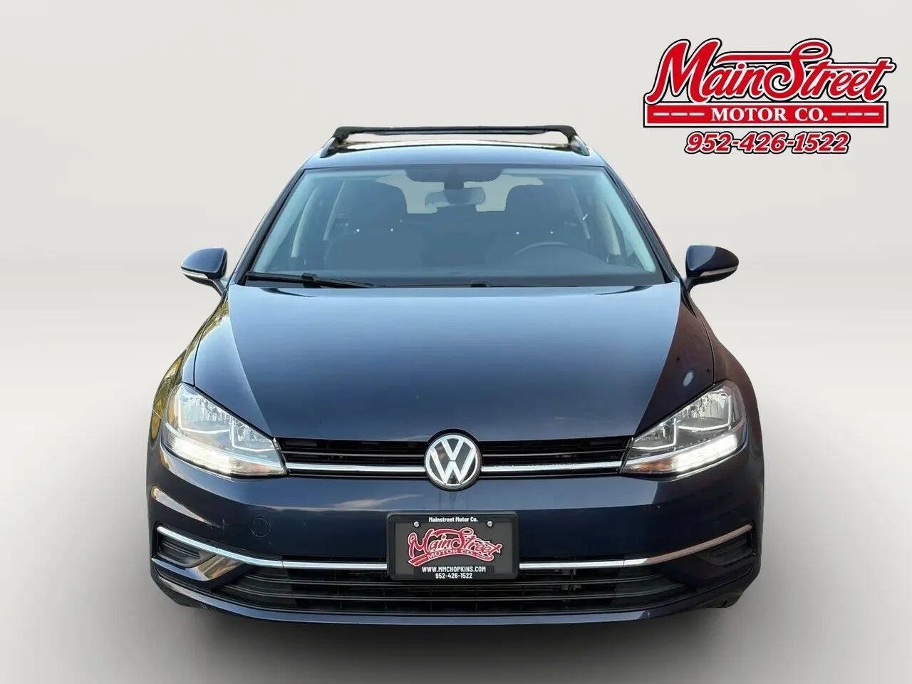 Used 2018 Volkswagen Golf S FWD image 2