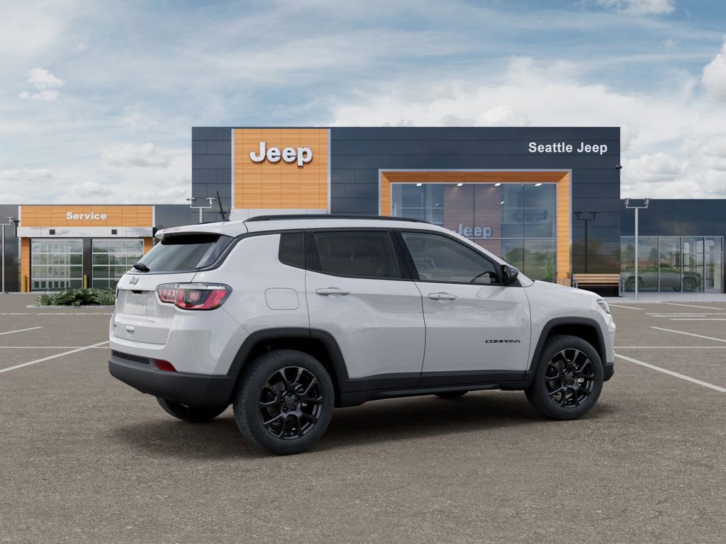 New 2026 Jeep Compass Latitude image 4