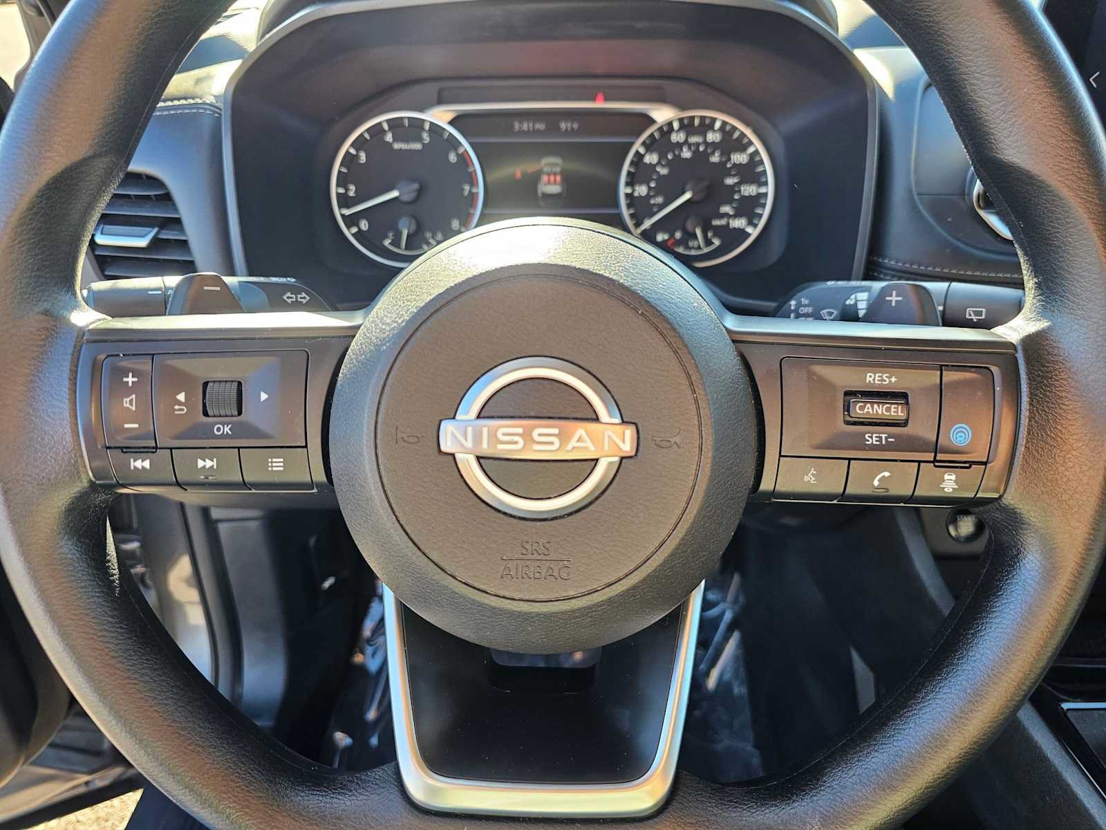 Used 2024 Nissan Rogue SV FWD image 22