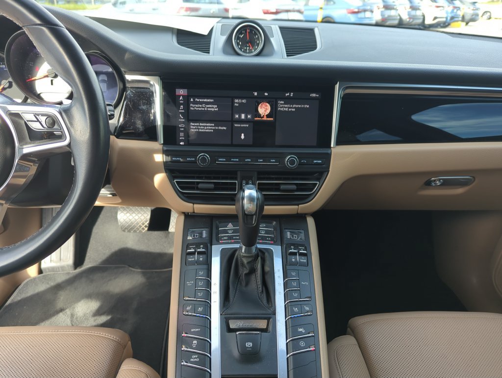 Used 2020 Porsche Macan S AWD/4WD image 25