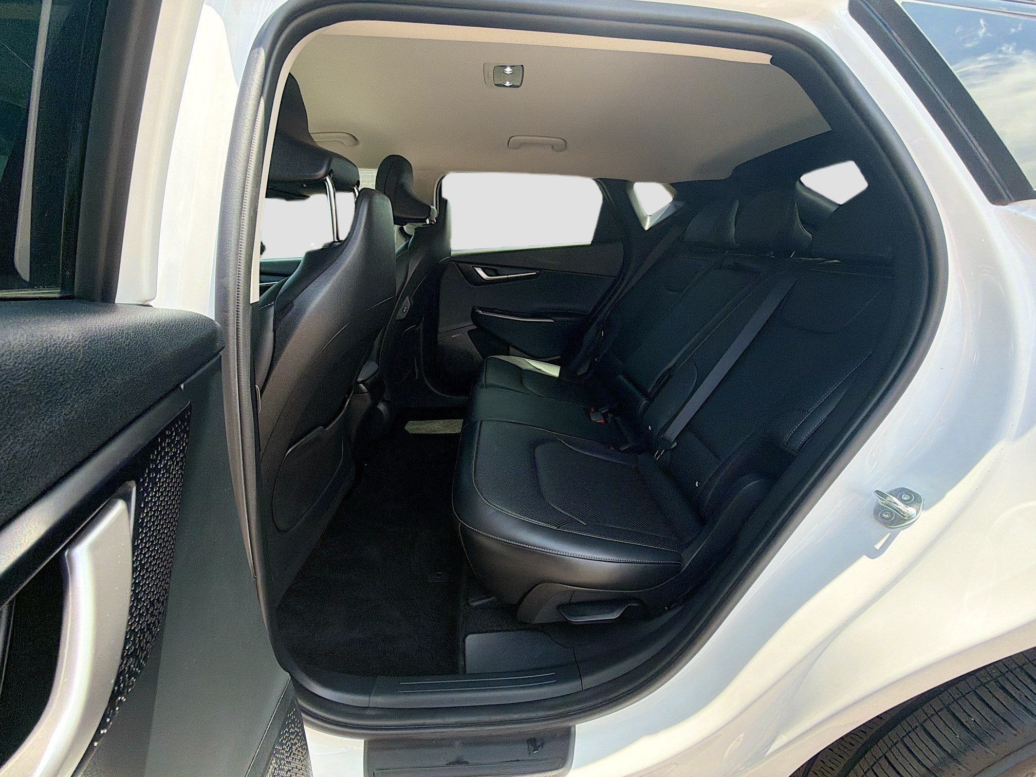 Used 2024 Kia EV6 Wind AWD/4WD image 28