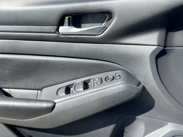 Used 2021 Nissan Altima 2.5 S FWD image 21