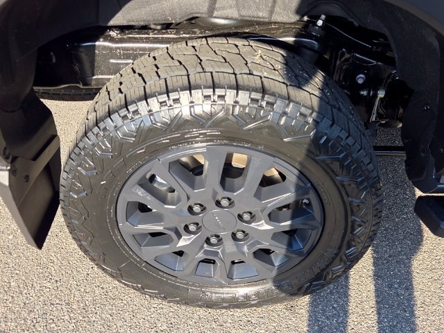 New 2026 Toyota 4Runner SR5 AWD/4WD image 15