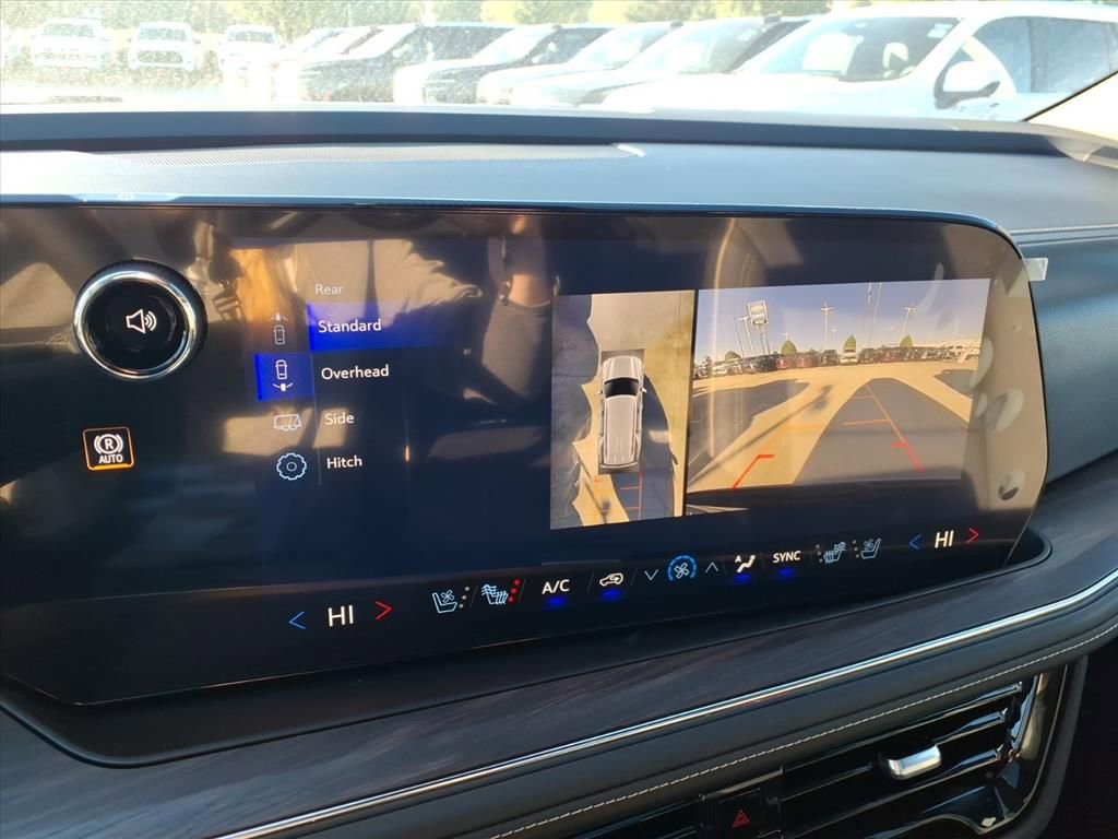 New 2026 Chevrolet Tahoe Premier AWD/4WD image 21