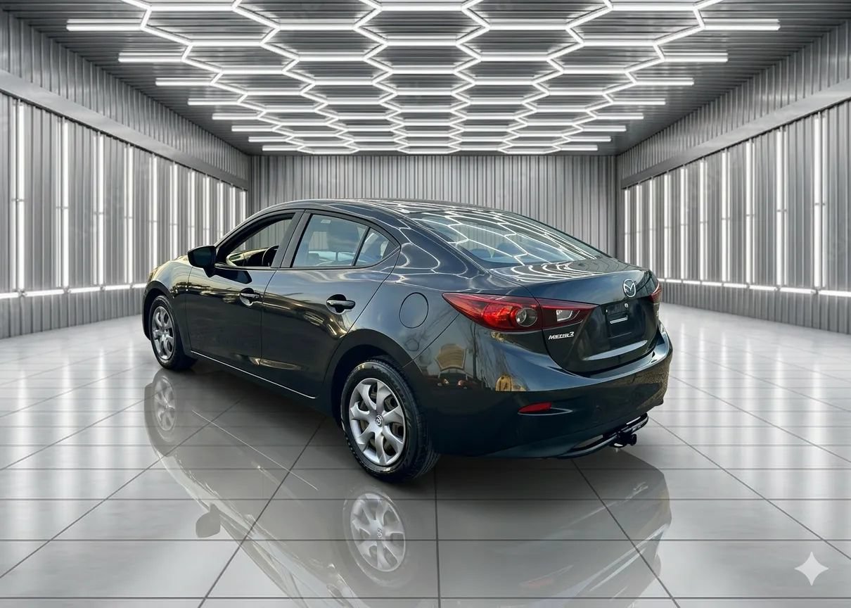 Used 2013 BMW 328i Sedan RWD image 3