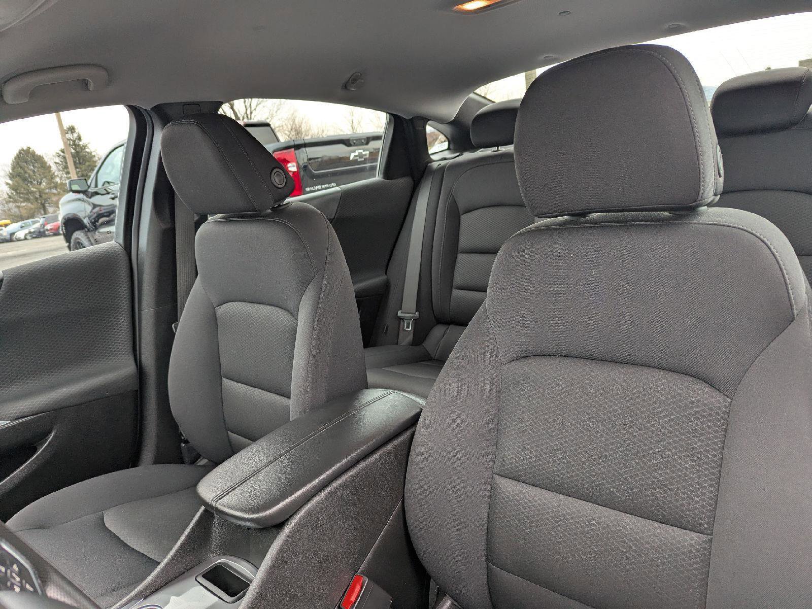 Certified 2024 Chevrolet Malibu LT image 24