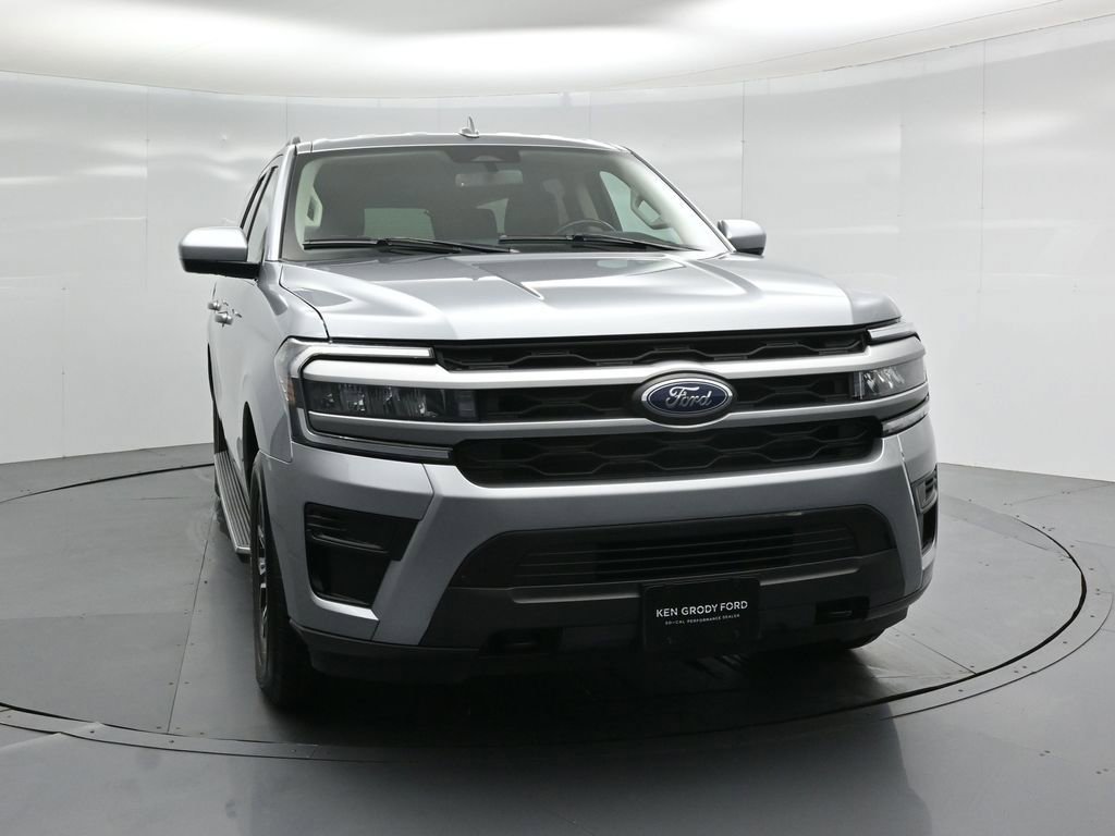 Certified 2023 Ford Expedition Max XLT image 60
