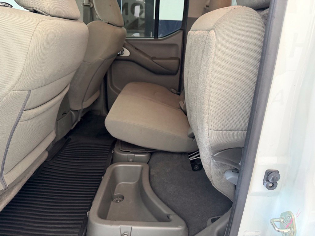Used 2019 Nissan Frontier SV RWD image 33