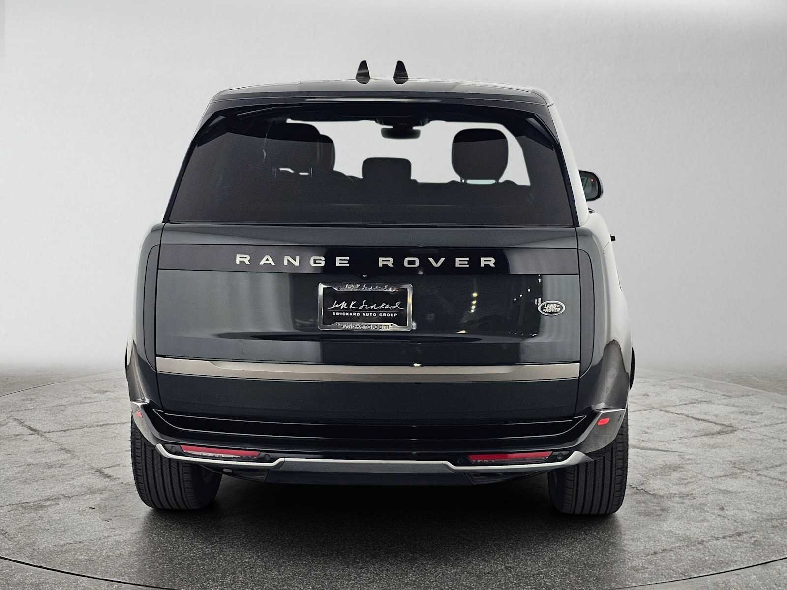 Certified 2023 Land Rover Range Rover SE AWD/4WD image 4