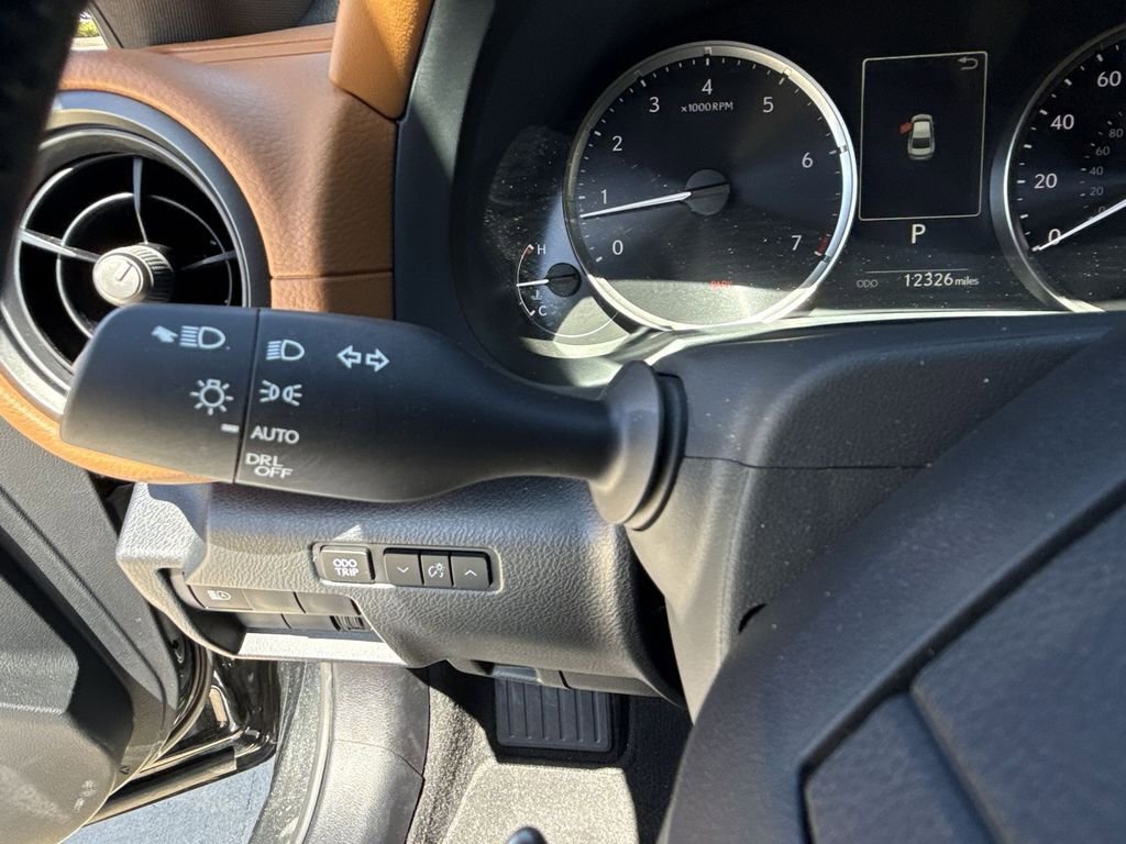 Used 2025 Lexus IS 350 F Sport w/ Accessory Package image 28