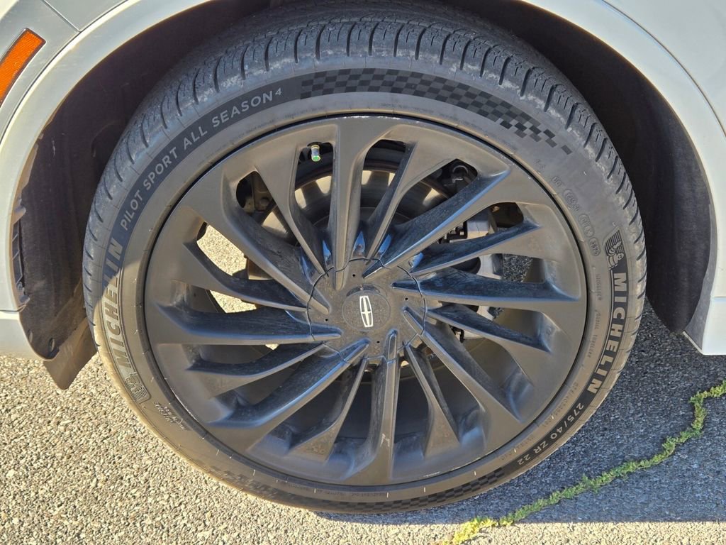 Used 2022 Lincoln Aviator Reserve w/ Equipment Group 201A image 7