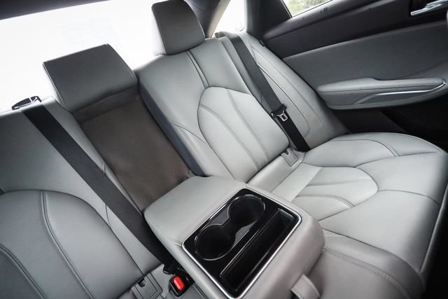 Used 2020 Toyota Avalon XLE w/ Moonroof Package FWD image 44