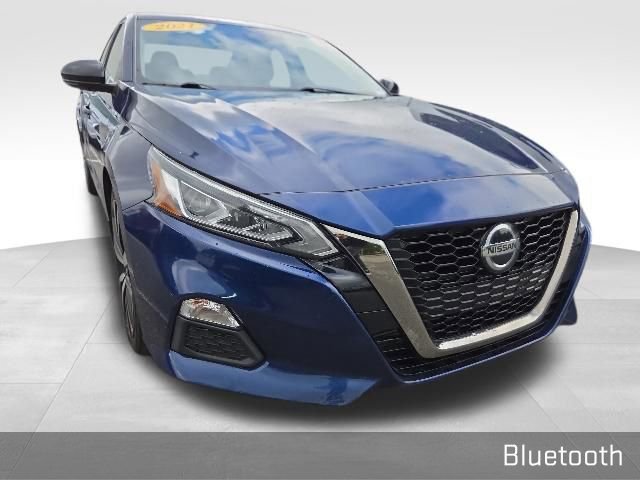 Used 2021 Nissan Altima 2.0 SR FWD image 2