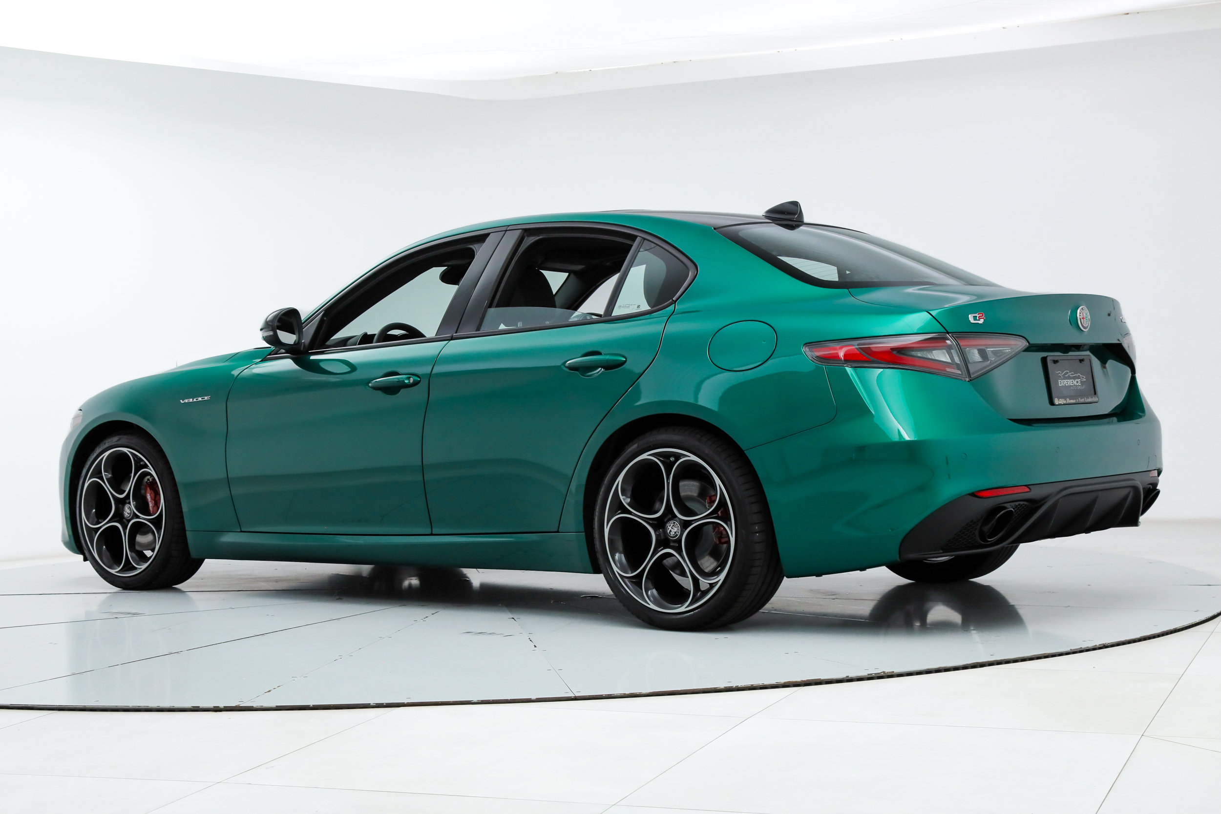 New 2026 Alfa Romeo Giulia w/ Driving Assist Package RWD image 3