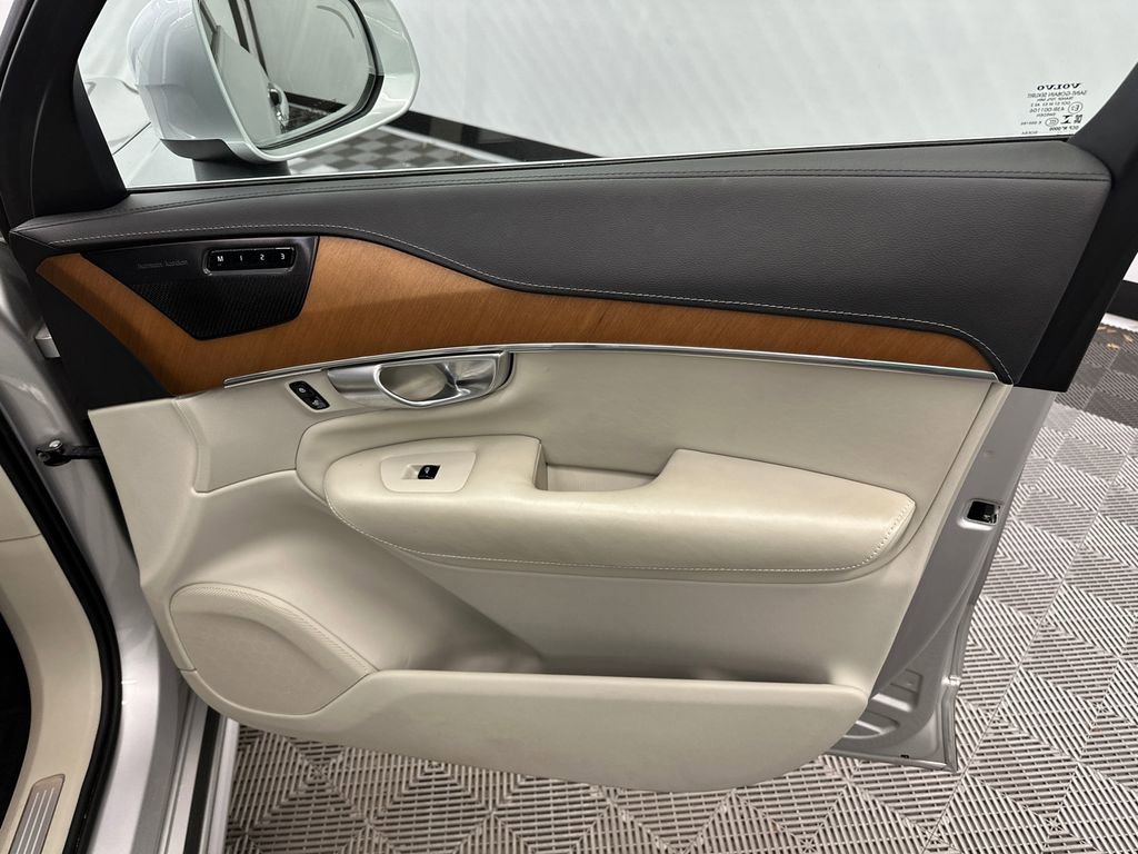 Used 2019 Volvo XC90 T6 Inscription w/ Advanced Package image 16