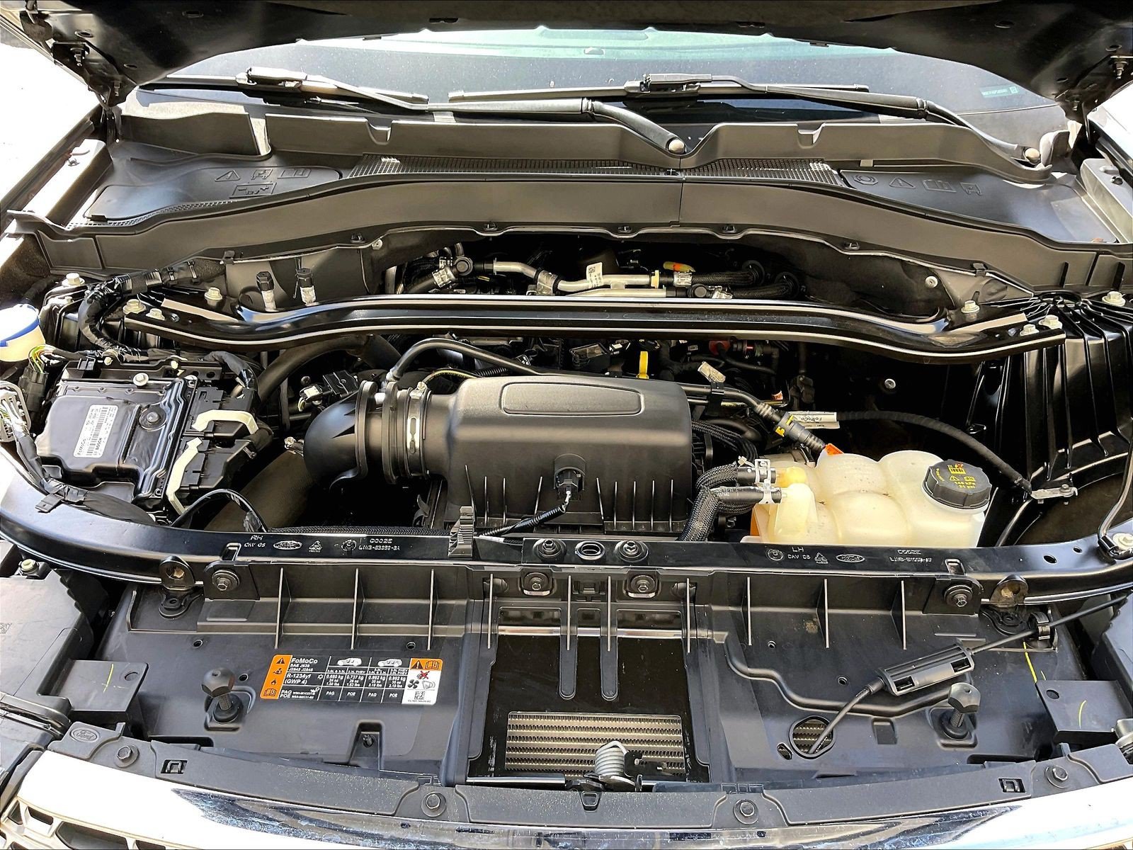 Used 2023 Ford Explorer Limited RWD image 9
