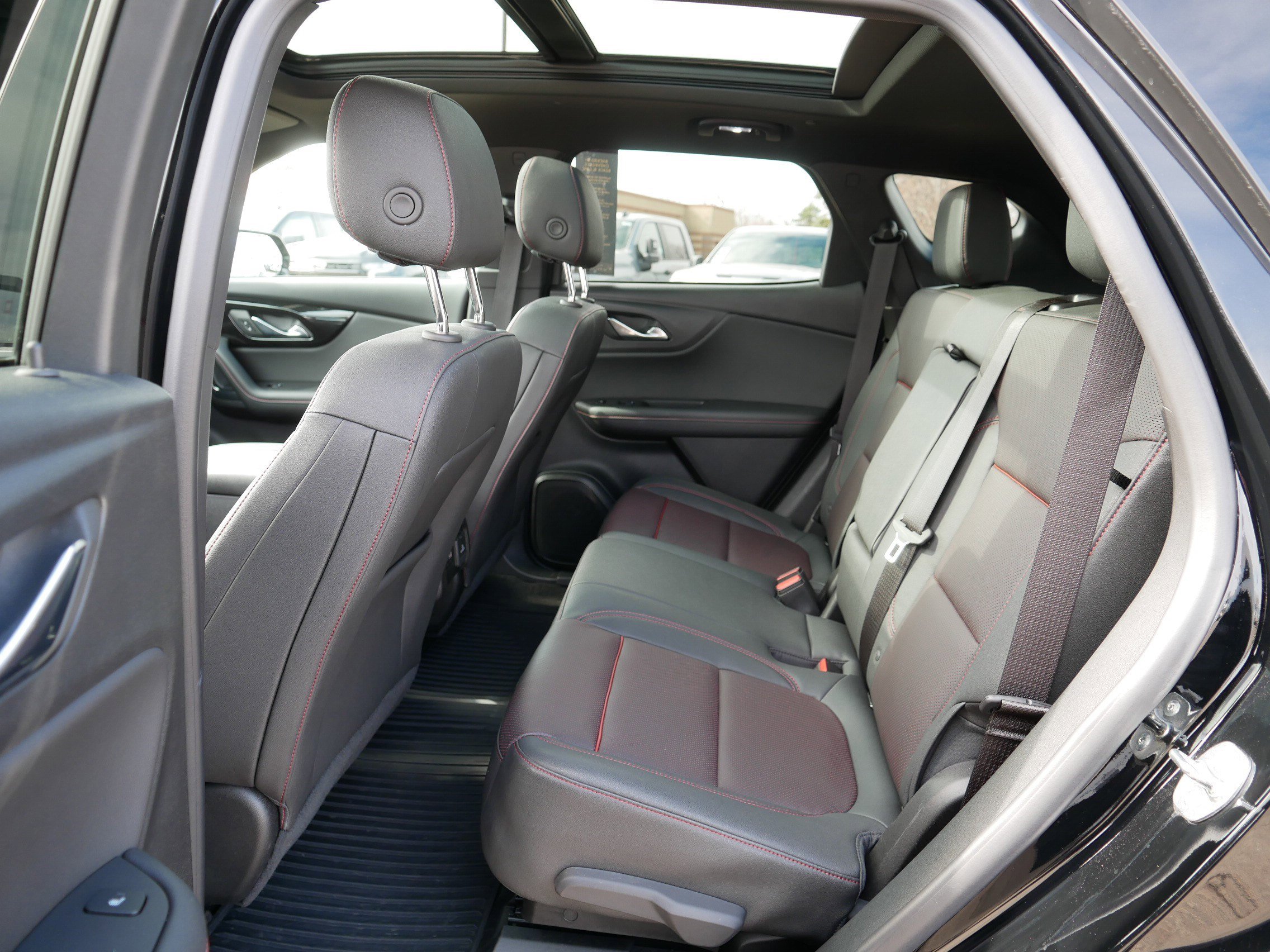 Certified 2025 Chevrolet Blazer RS w/ Enhanced Convenience Package image 35