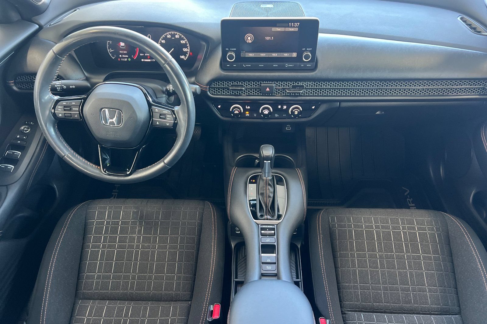 Used 2024 Honda HR-V Sport image 10