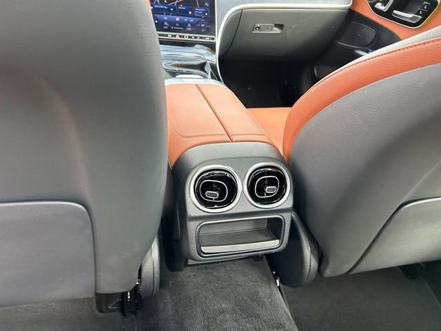 Used 2024 Mercedes-Benz C 300 4MATIC Sedan image 15