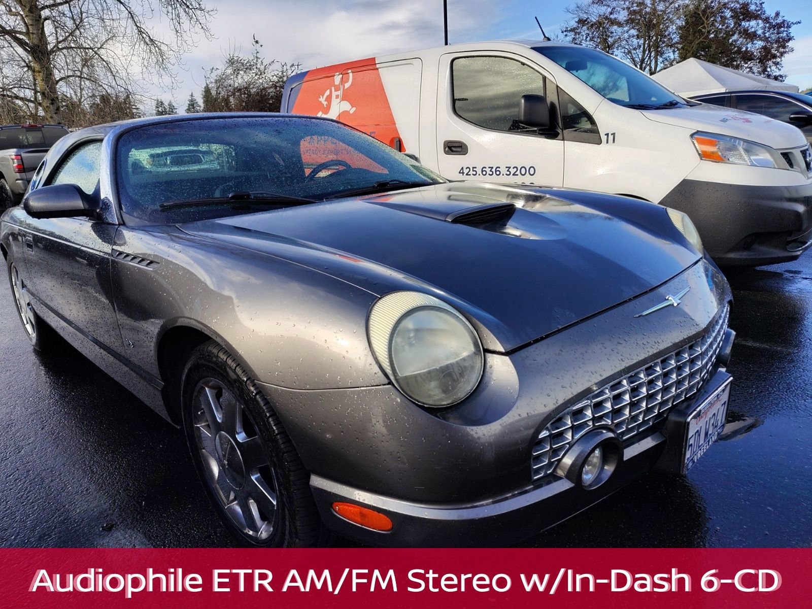 Used 2003 Ford Thunderbird image 3