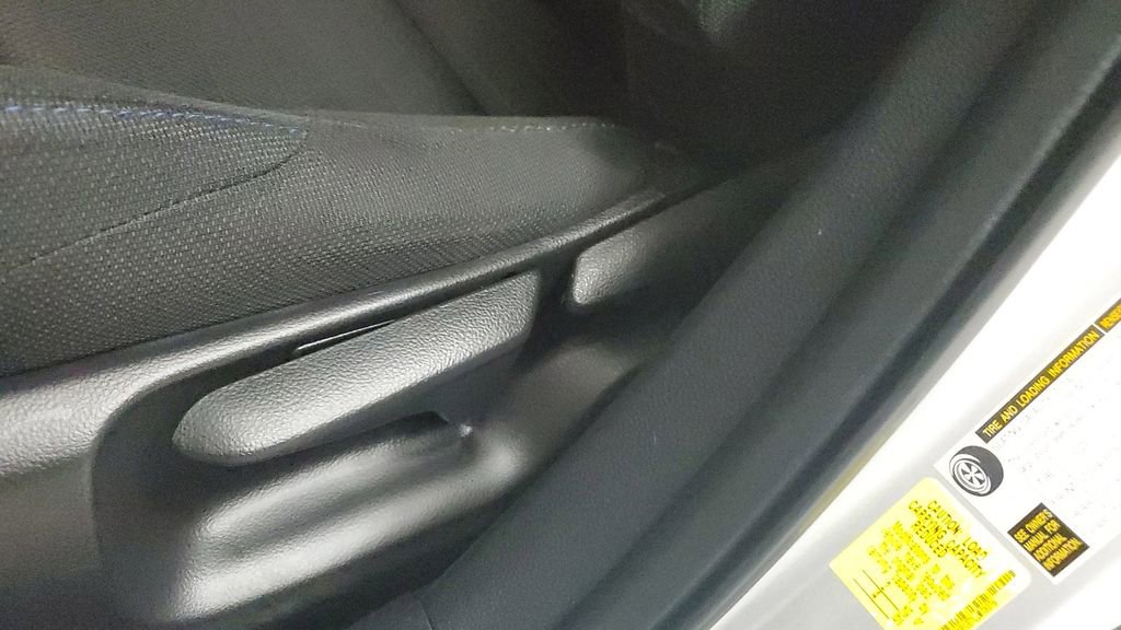 Used 2020 Toyota Corolla SE w/ Carpet Mat Package (TMS) image 22