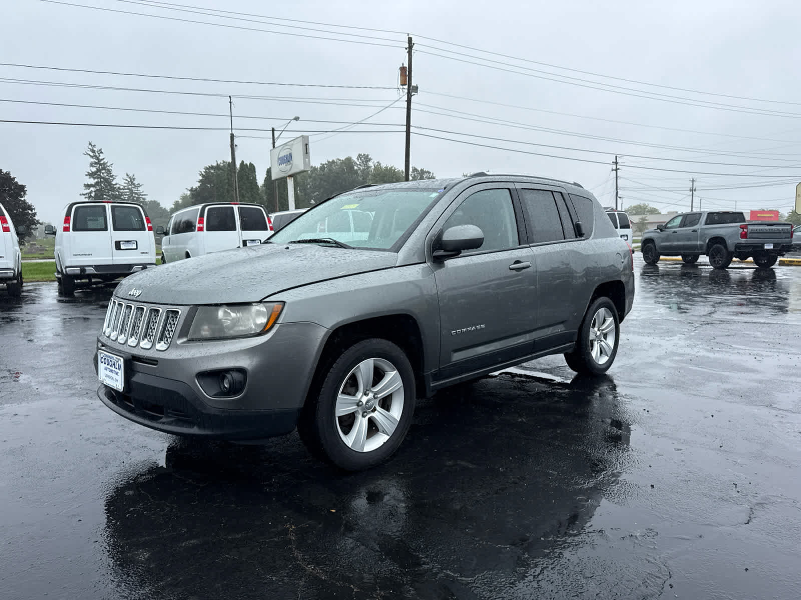 Used 2014 Jeep Compass Latitude FWD image 1