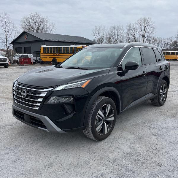 Used 2026 Nissan Rogue SL image 14