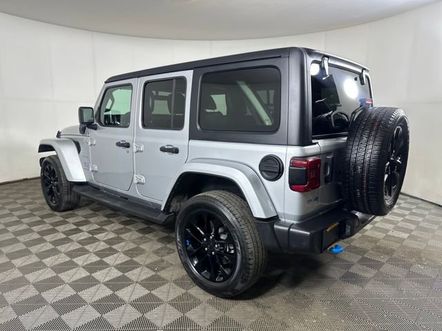 Used 2023 Jeep Wrangler Unlimited Sahara image 5