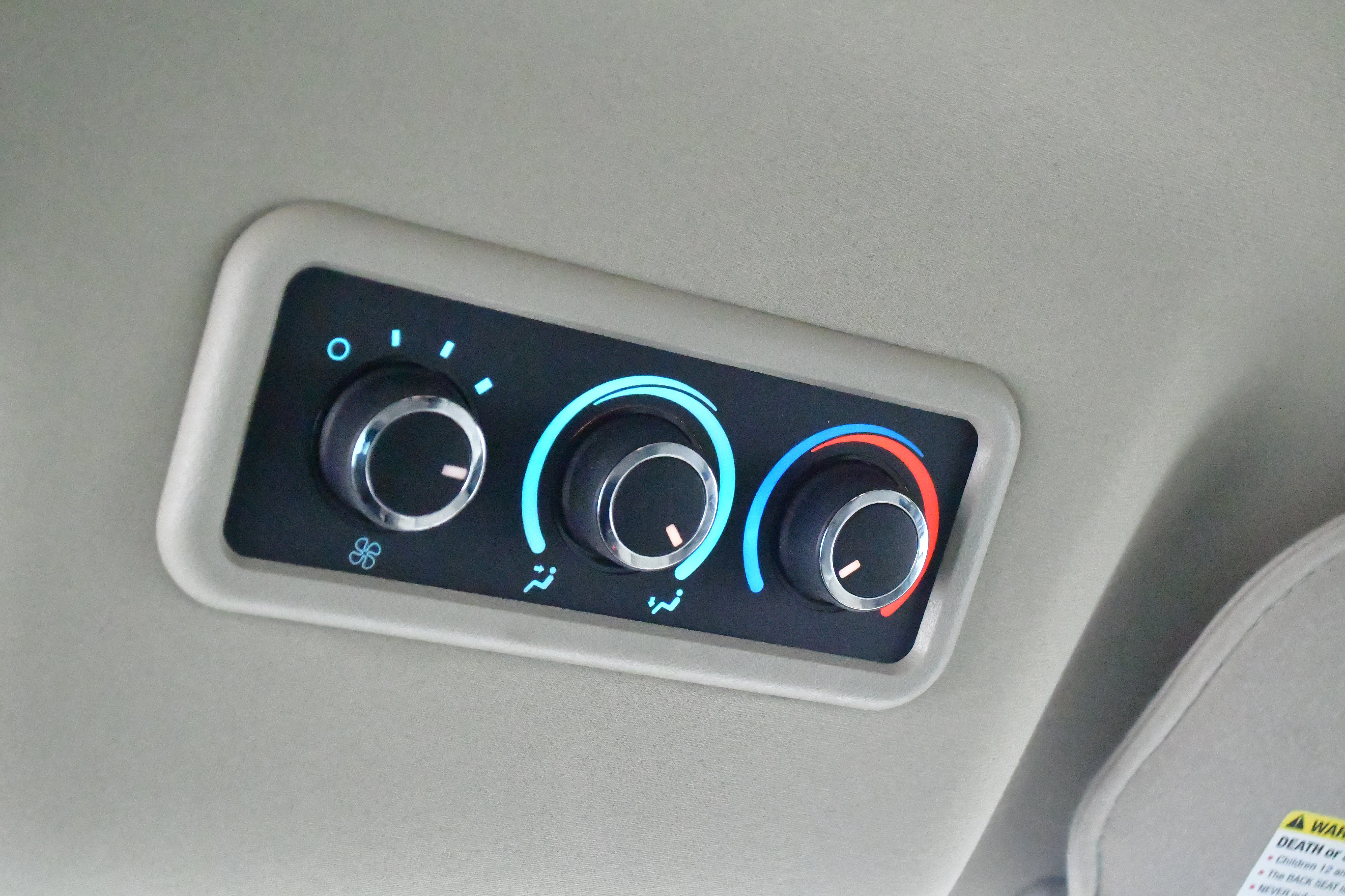 Used 2023 Chevrolet Express 3500 LS image 51