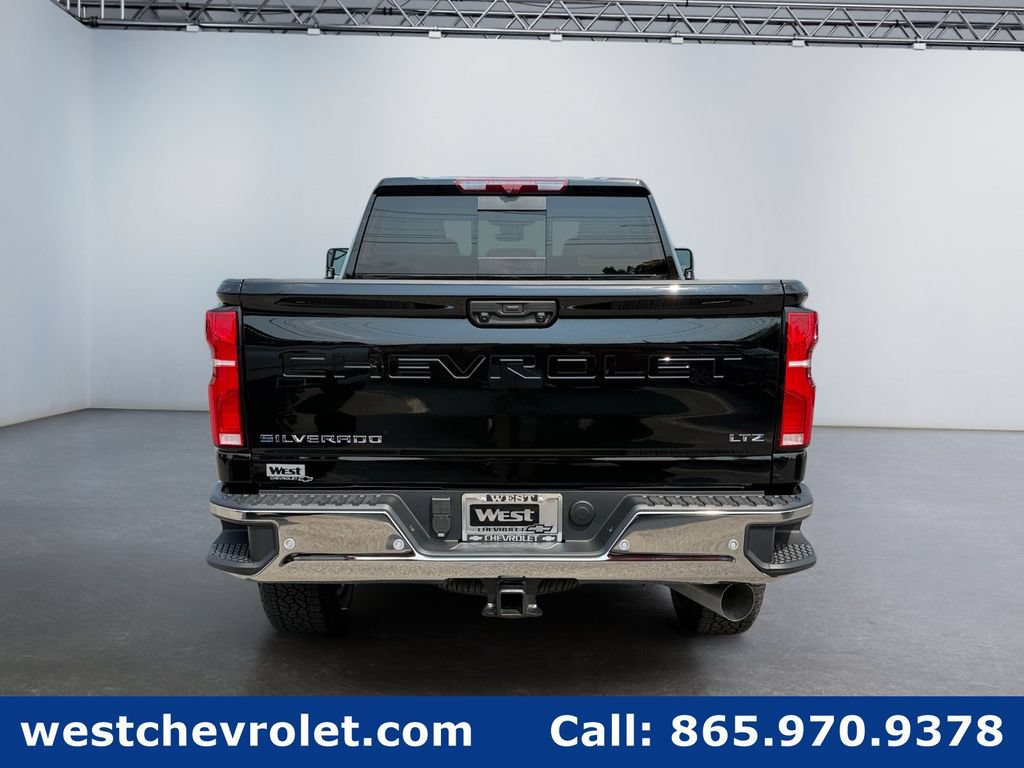 New 2026 Chevrolet Silverado 2500 LTZ w/ LTZ Convenience Package AWD/4WD image 4