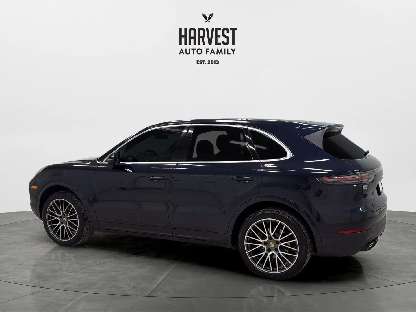 Used 2020 Porsche Cayenne AWD/4WD image 3