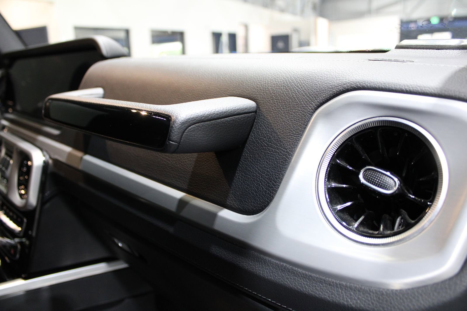 Used 2020 Mercedes-Benz G 550 image 25