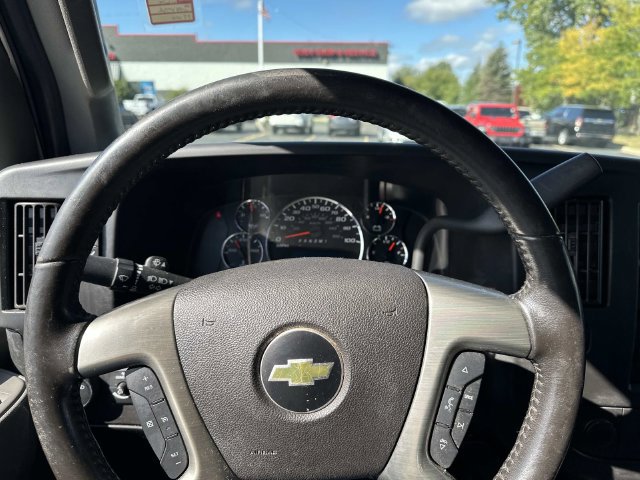Used 2018 Chevrolet Express 2500 w/ Driver Convenience Package RWD image 25