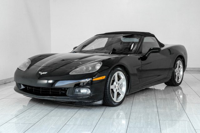 Used 2005 Chevrolet Corvette Convertible w/ Preferred Equipment Group RWD image 4