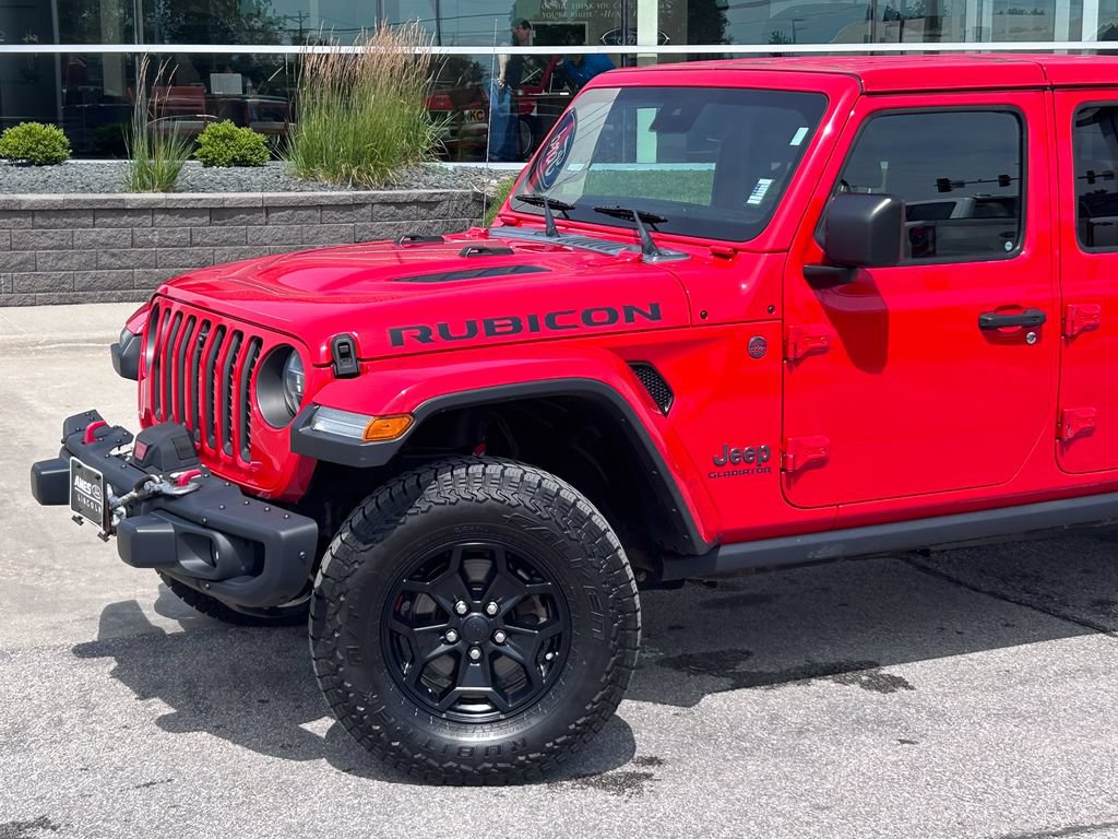 Used 2020 Jeep Gladiator Rubicon w/ Advanced Safety Group AWD/4WD image 2
