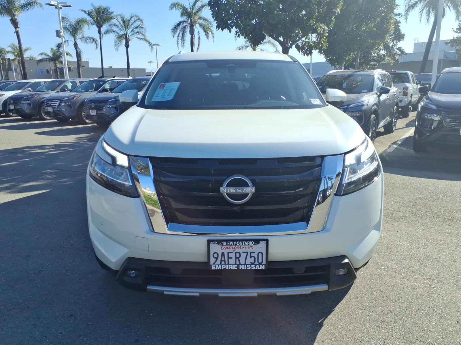 Certified 2022 Nissan Pathfinder SL w/ Cargo Package AWD/4WD image 4