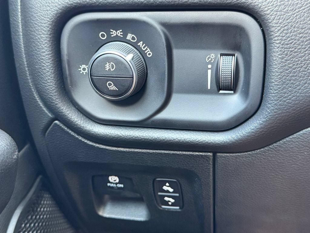 New 2026 RAM 1500 Big Horn w/ Night Edition AWD/4WD image 26