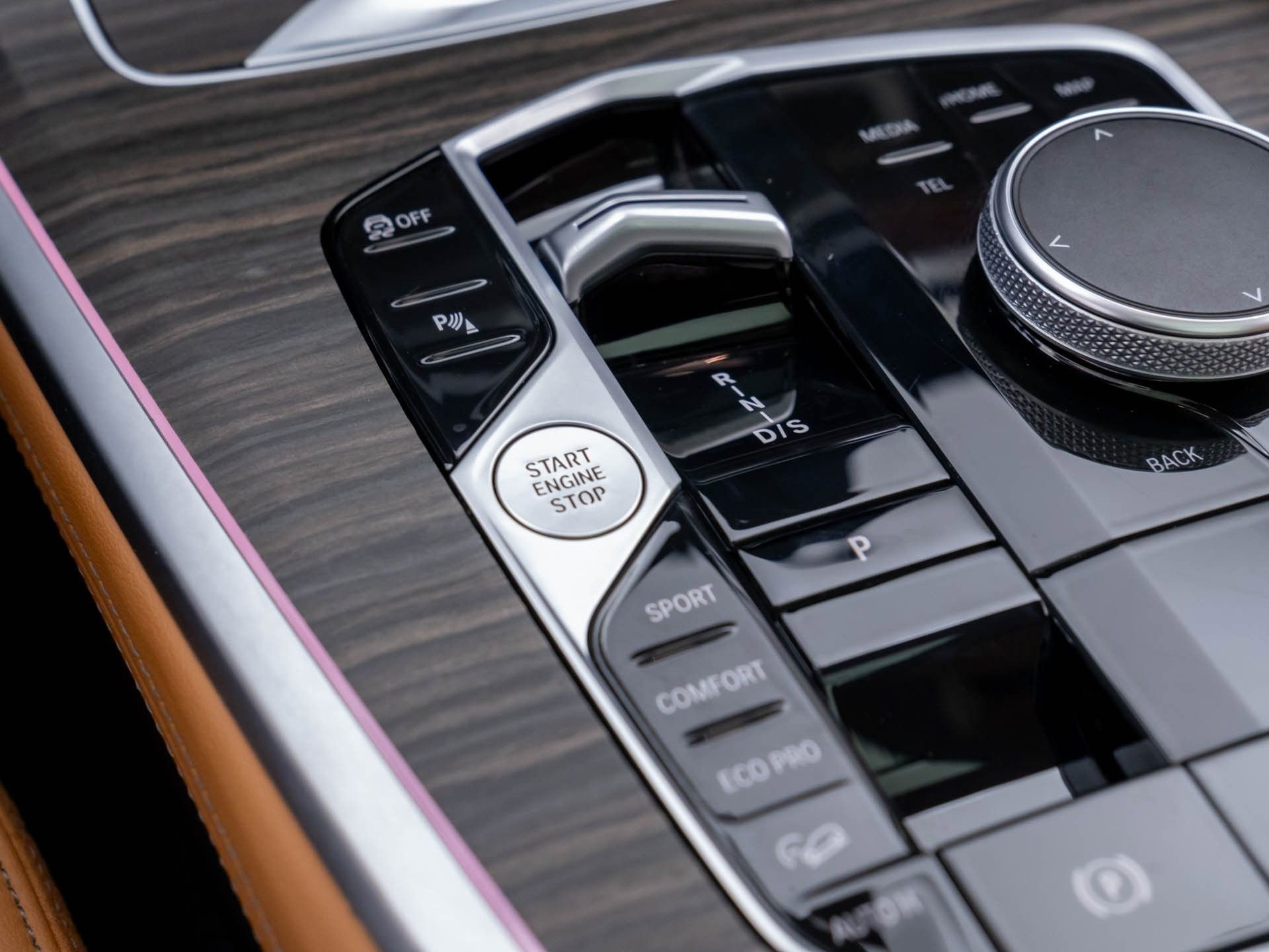 Certified 2023 BMW X7 xDrive40i w/ Premium Package image 24