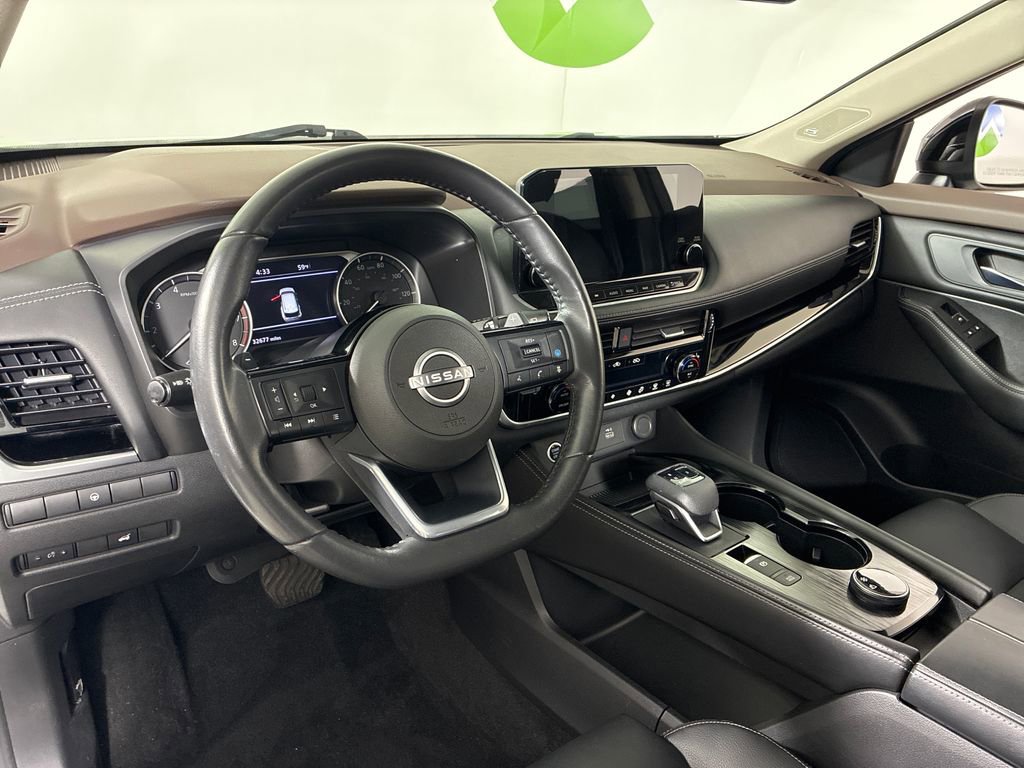 Used 2023 Nissan Rogue SL w/ SL Premium Package image 26