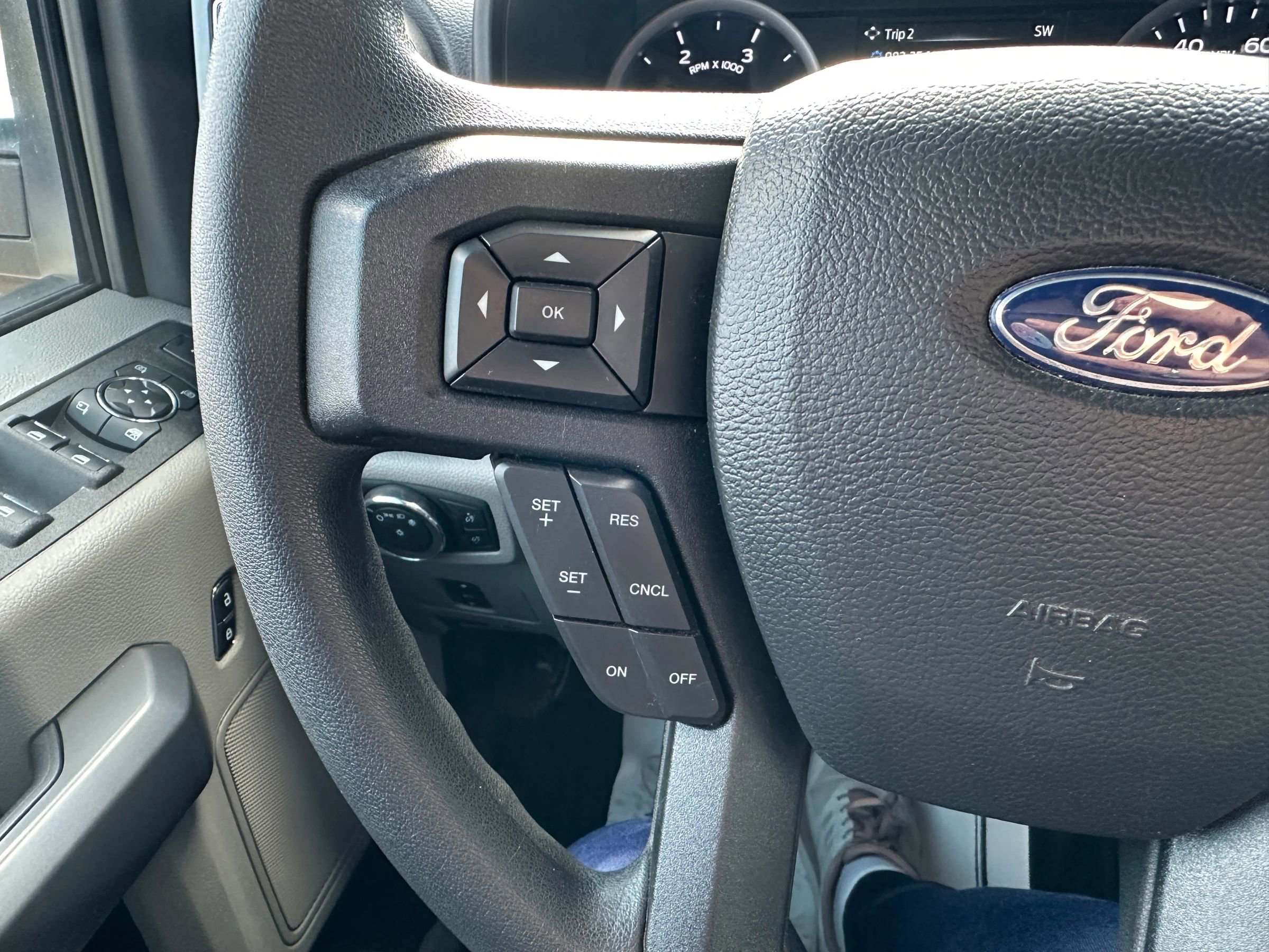 Used 2022 Ford F450 XLT w/ XLT Premium Package image 20