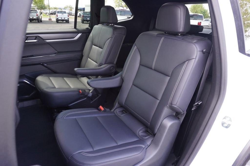 New 2027 GMC Acadia Elevation w/ Super Cruise Package FWD image 11