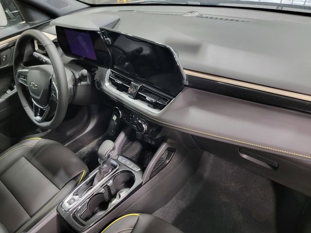 New 2026 Chevrolet TrailBlazer ACTIV w/ Driver Confidence Package AWD/4WD image 17