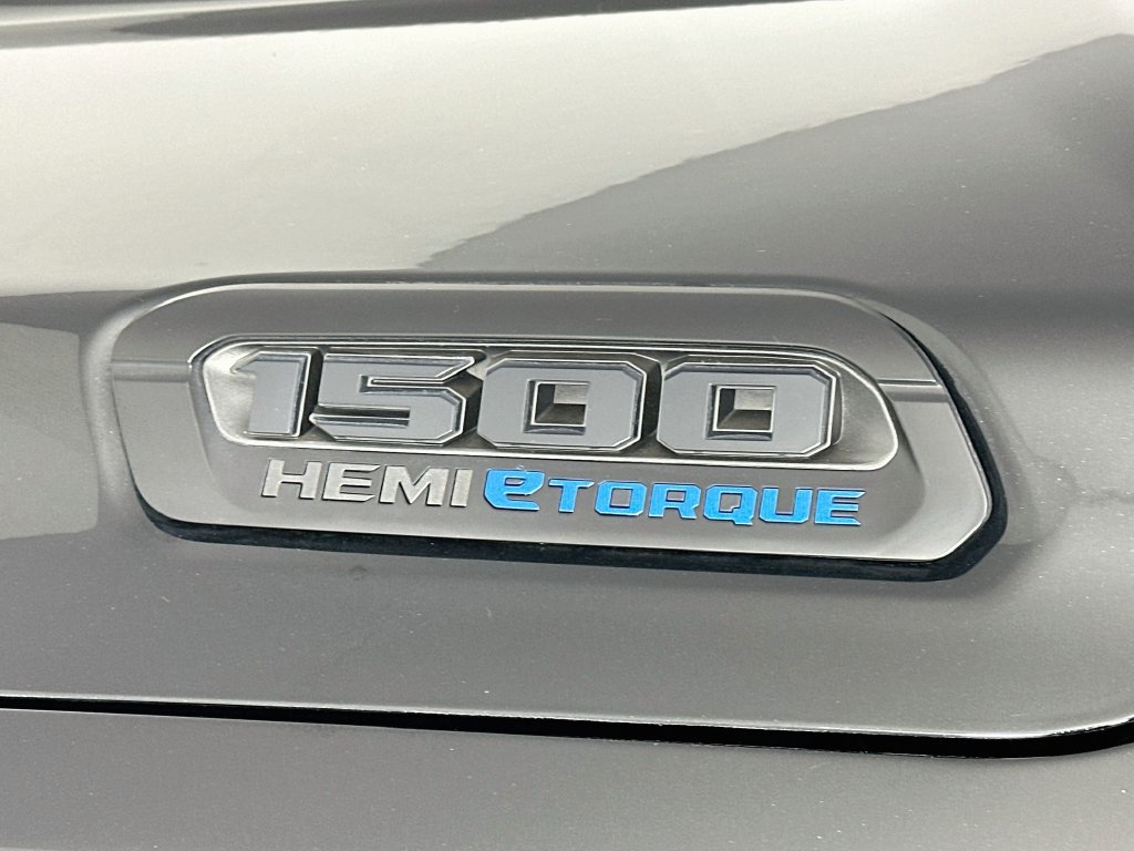Used 2022 RAM 1500 Big Horn AWD/4WD image 28