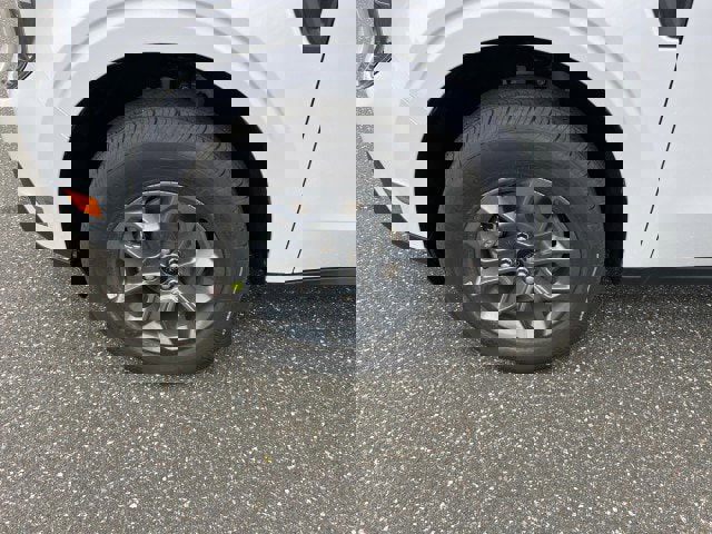 New 2025 Ford Maverick XLT w/ Equipment Group 301A image 24