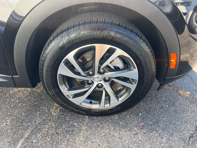 Used 2023 Buick Envision Essence AWD/4WD image 9